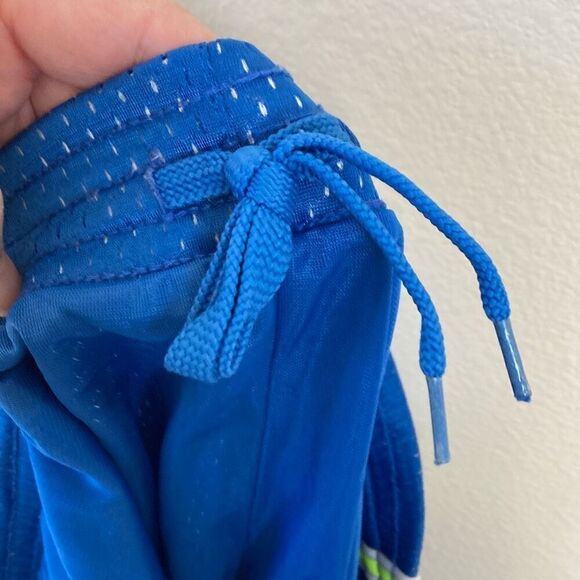 Champion Women's Shorts Size Medium (P9)‎ - Picture 7 of 7